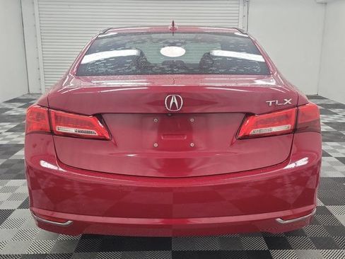 Used 2018 Acura TLX FWD image 5