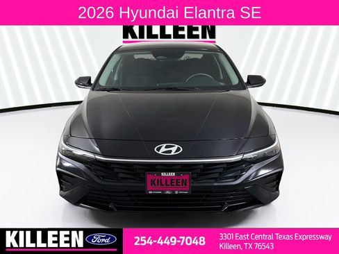 Used 2026 Hyundai Elantra SE FWD image 2