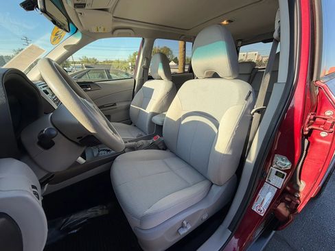 Used 2011 Subaru Forester 2.5X Premium AWD/4WD image 19