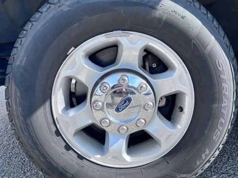 Used 2016 Ford F250 XLT w/ XLT Value Package image 33