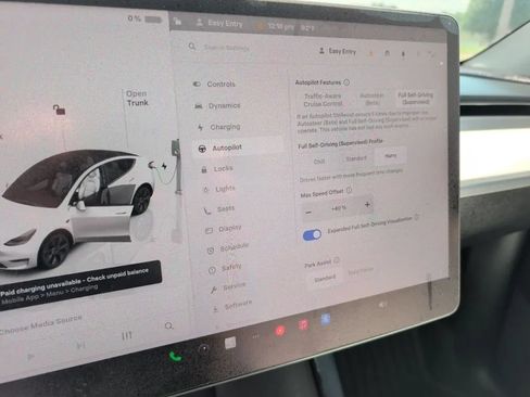 Used 2022 Tesla Model Y Long Range AWD/4WD image 26
