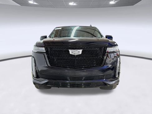 Certified 2023 Cadillac Escalade ESV Sport Platinum w/ LPO, ONYX Package AWD/4WD image 5