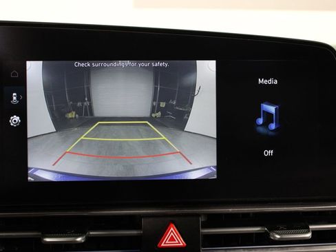 Certified 2024 Hyundai Elantra SEL FWD image 29