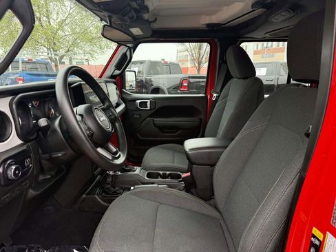 Certified 2025 Jeep Wrangler Unlimited Sport AWD/4WD image 15