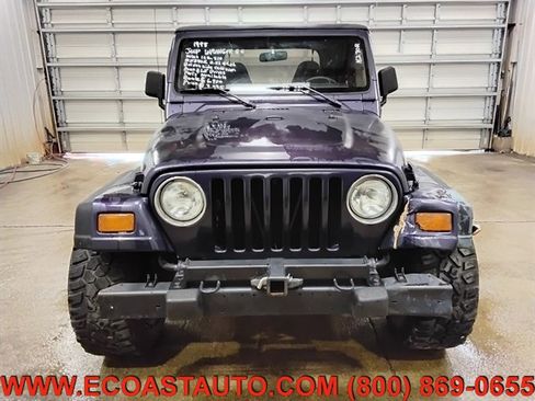 Used 1998 Jeep Wrangler SE image 7