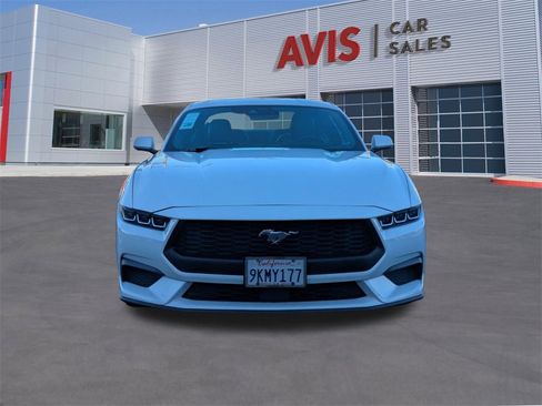 Used 2024 Ford Mustang Premium image 2