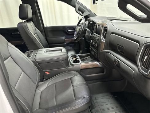 Used 2021 Chevrolet Silverado 1500 High Country w/ Technology Package image 19