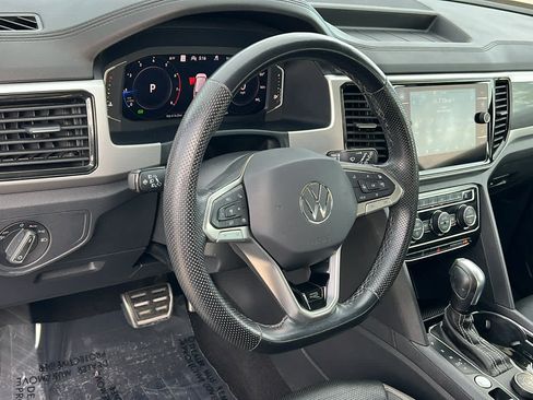 Certified 2023 Volkswagen Atlas SEL Premium AWD/4WD image 10
