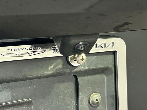 Used 2024 BMW X6 xDrive40i w/ Premium Package image 35