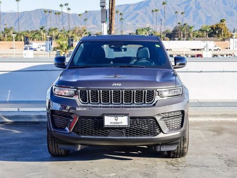 New 2025 Jeep Grand Cherokee Laredo X w/ Luxury Tech Group I image 3