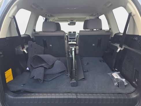 Used 2021 Lexus GX 460 Premium AWD/4WD image 13