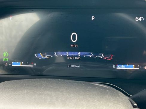 Used 2024 Jeep Grand Cherokee L Limited w/ Black Appearance Package image 22