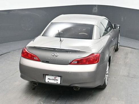 Used 2009 INFINITI G37 Convertible w/ Premium Pkg RWD image 24