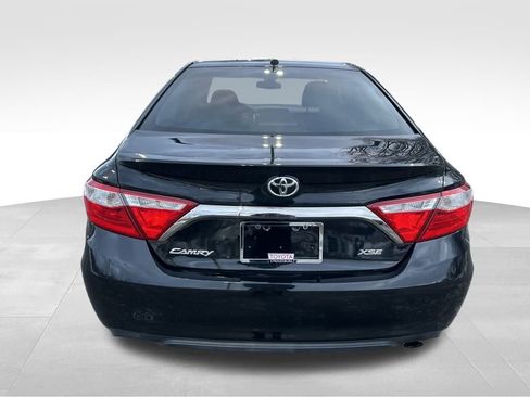 Used 2016 Toyota Camry XSE w/ Moonroof Package image 4