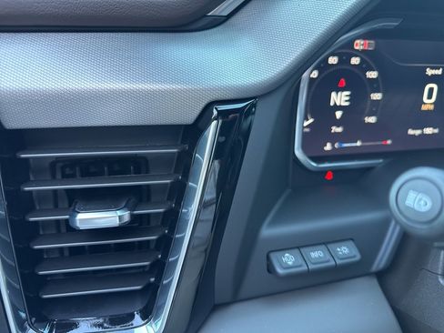 New 2026 GMC Sierra 2500 Denali w/ Denali Reserve Package image 26