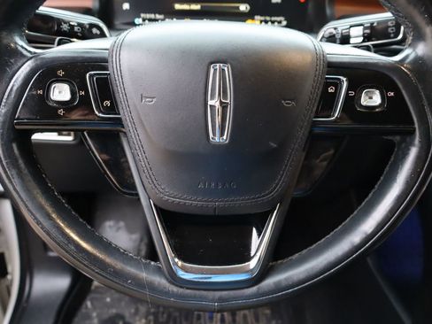 Used 2020 Lincoln Aviator Reserve w/ Elements Package Plus image 13