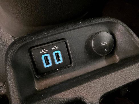 Used 2022 Ford Transit Connect XL image 29