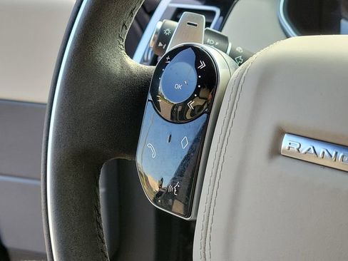 Used 2020 Land Rover Range Rover Sport HST image 32