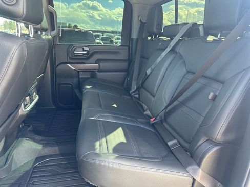 Used 2023 GMC Sierra 3500 Denali w/ Denali Ultimate Package image 7