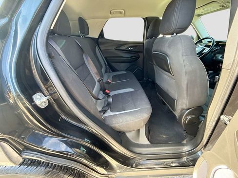 Used 2024 Chevrolet TrailBlazer LT w/ LT Cold Weather Package image 24