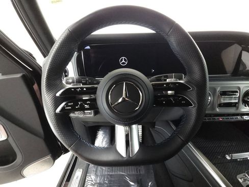 Used 2025 Mercedes-Benz G 580 w/ EQ Technology image 12