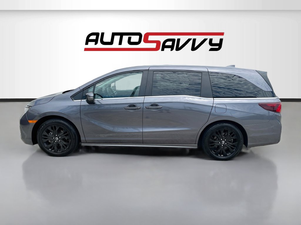 Used 2025 Honda Odyssey Touring image 4