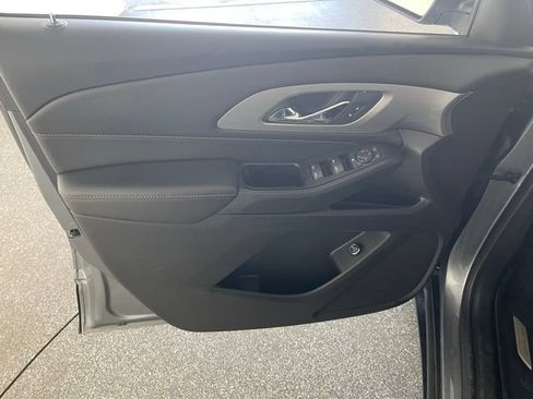 Used 2021 Chevrolet Traverse LT w/ LPO, Floor Liner Package AWD/4WD image 35