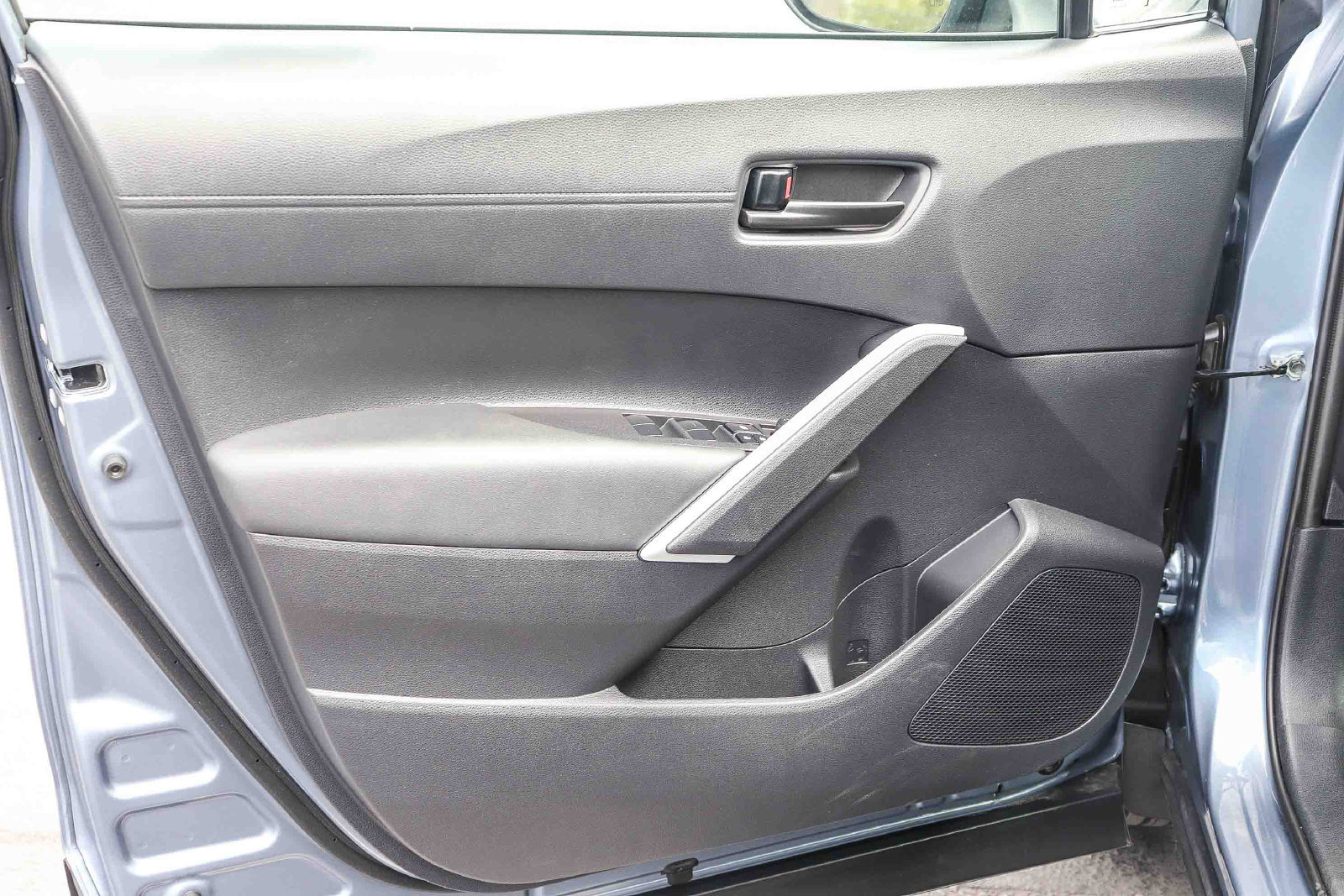 Certified 2026 Toyota Corolla Cross LE FWD image 26