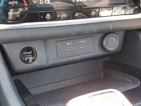 Certified 2024 Nissan Rogue SV w/ SV Premium Package AWD/4WD image 26