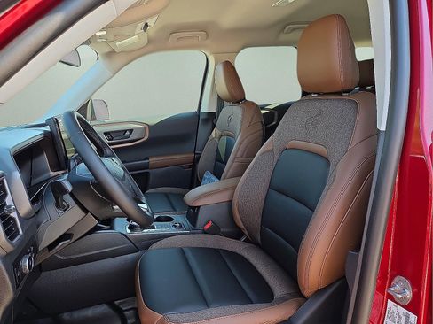 New 2025 Ford Bronco Sport Outer Banks w/ Sasquatch Outer Banks Package AWD/4WD image 15