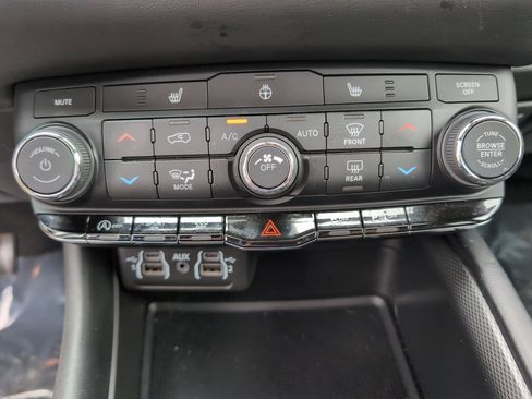 Used 2021 Dodge Durango GT image 21