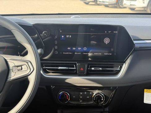 New 2026 Chevrolet TrailBlazer LT w/ Driver Confidence Package image 25