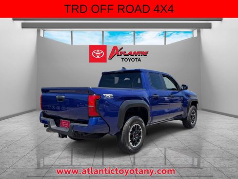 Used 2024 Toyota Tacoma TRD Off-Road AWD/4WD image 7