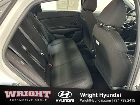 Used 2025 Hyundai Elantra SEL w/ Cargo Package image 16
