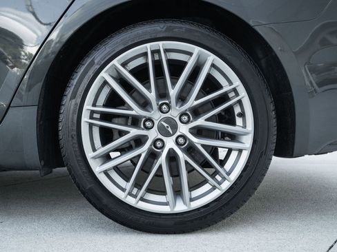 Used 2021 Genesis G70 2.0T w/ Elite Package image 24