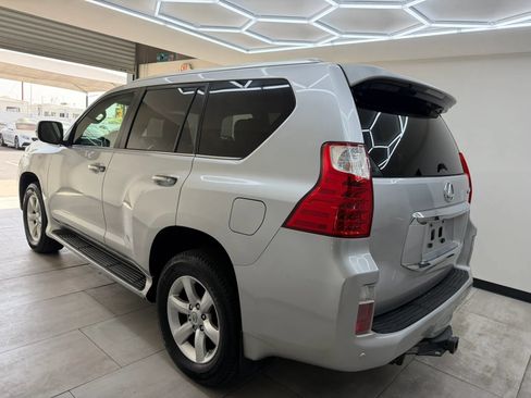 Used 2011 Lexus GX 460 w/ Convenience Pkg AWD/4WD image 4