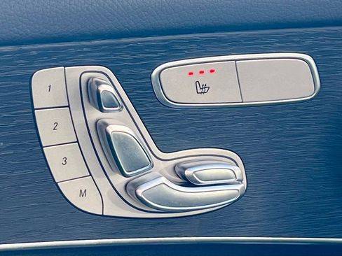 Certified 2022 Mercedes-Benz GLC 300 4MATIC image 16