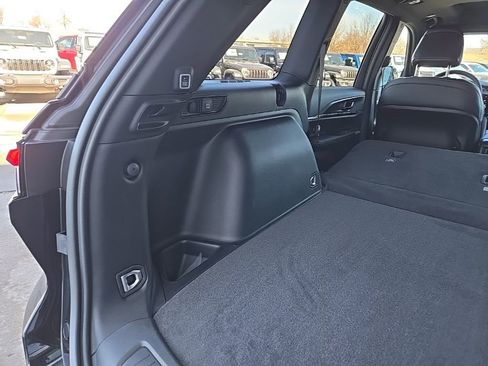 New 2026 Jeep Grand Cherokee Altitude AWD/4WD image 96