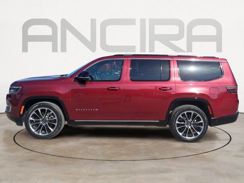 Used 2023 Jeep Wagoneer Series III w/ Premium Group I RWD image 7