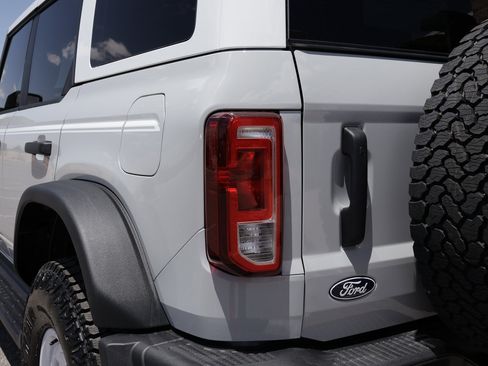 New 2026 Ford Bronco Heritage Edition AWD/4WD image 18