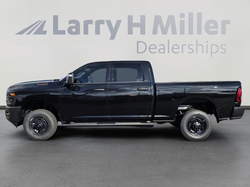 New 2026 RAM 2500 Tradesman AWD/4WD image 2