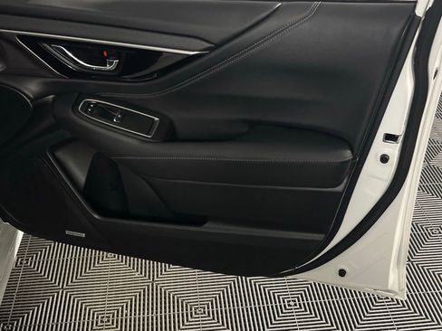 Used 2025 Subaru Legacy Limited w/ Popular Package #2 image 32