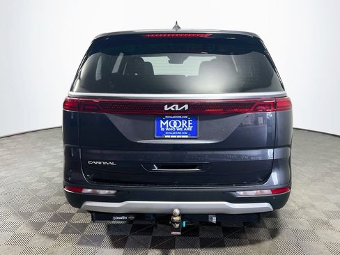 Used 2024 Kia Carnival LX FWD image 6
