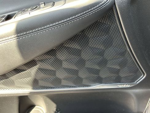 Used 2020 Hyundai Santa Fe Limited image 21