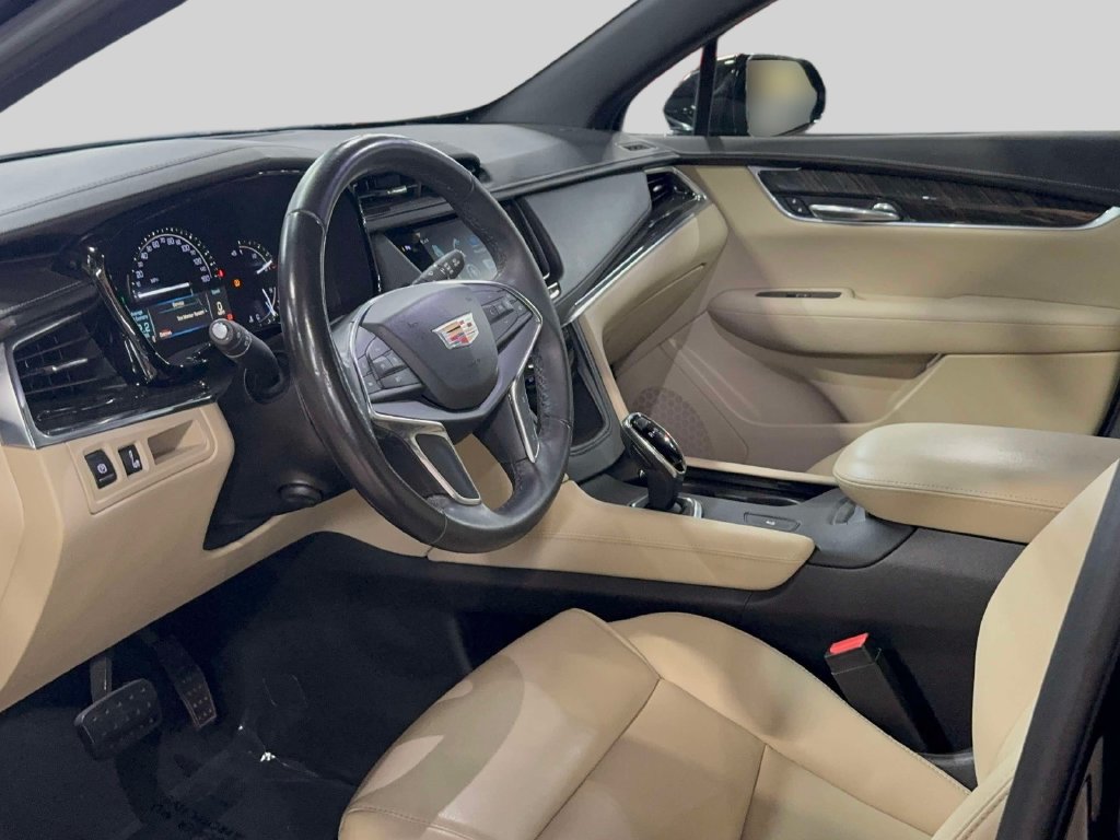 Used 2018 Cadillac XT5 FWD image 10