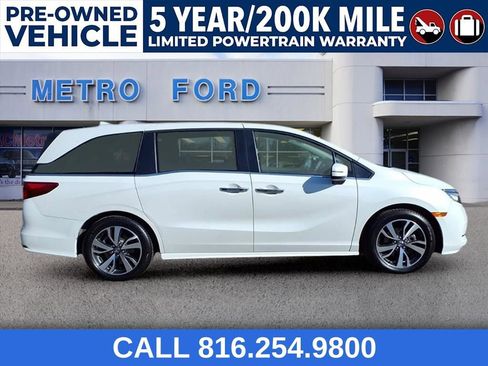 Used 2023 Honda Odyssey Touring image 2