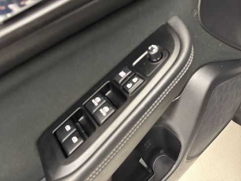 Used 2019 Subaru Outback 2.5i Premium AWD/4WD image 12
