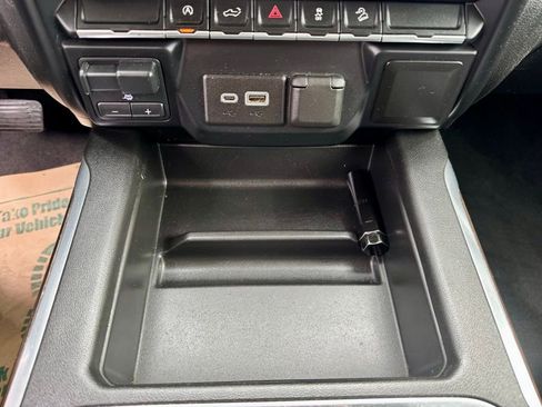 Used 2020 GMC Sierra 1500 Elevation w/ Elevation Value Package AWD/4WD image 40