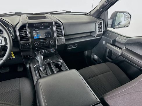 Used 2017 Ford F150 XLT w/ Equipment Group 302A Luxury AWD/4WD image 23