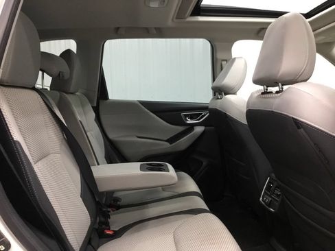 Used 2023 Subaru Forester Premium AWD/4WD image 20